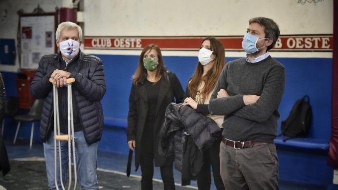 Lammens visitó el Club Oeste de Caballito acompañado por legisladores porteños del Frente de Todos 002