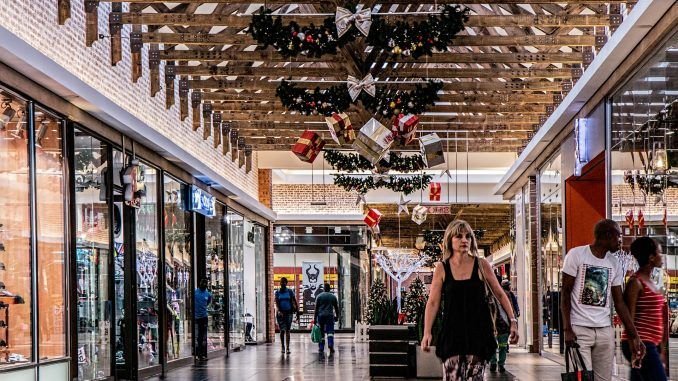 shopping-mall-522619_1920