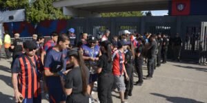 La Ciudad intensifica operativos en el fútbol y apunta contra trapitos y reventa