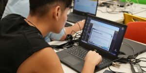 Talento Tech suma un puente hacia títulos oficiales en tecnología