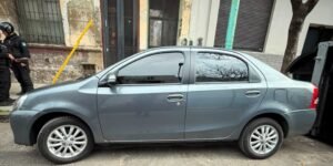 Cayó una banda que escapó a la Ciudad después de robar un vehículo a mano armada